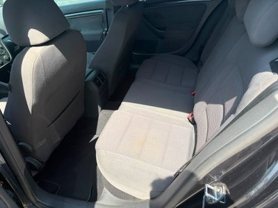 Volkswagen Golf 2.0/170CV TDI DPF 5p. GT Sport (9)
