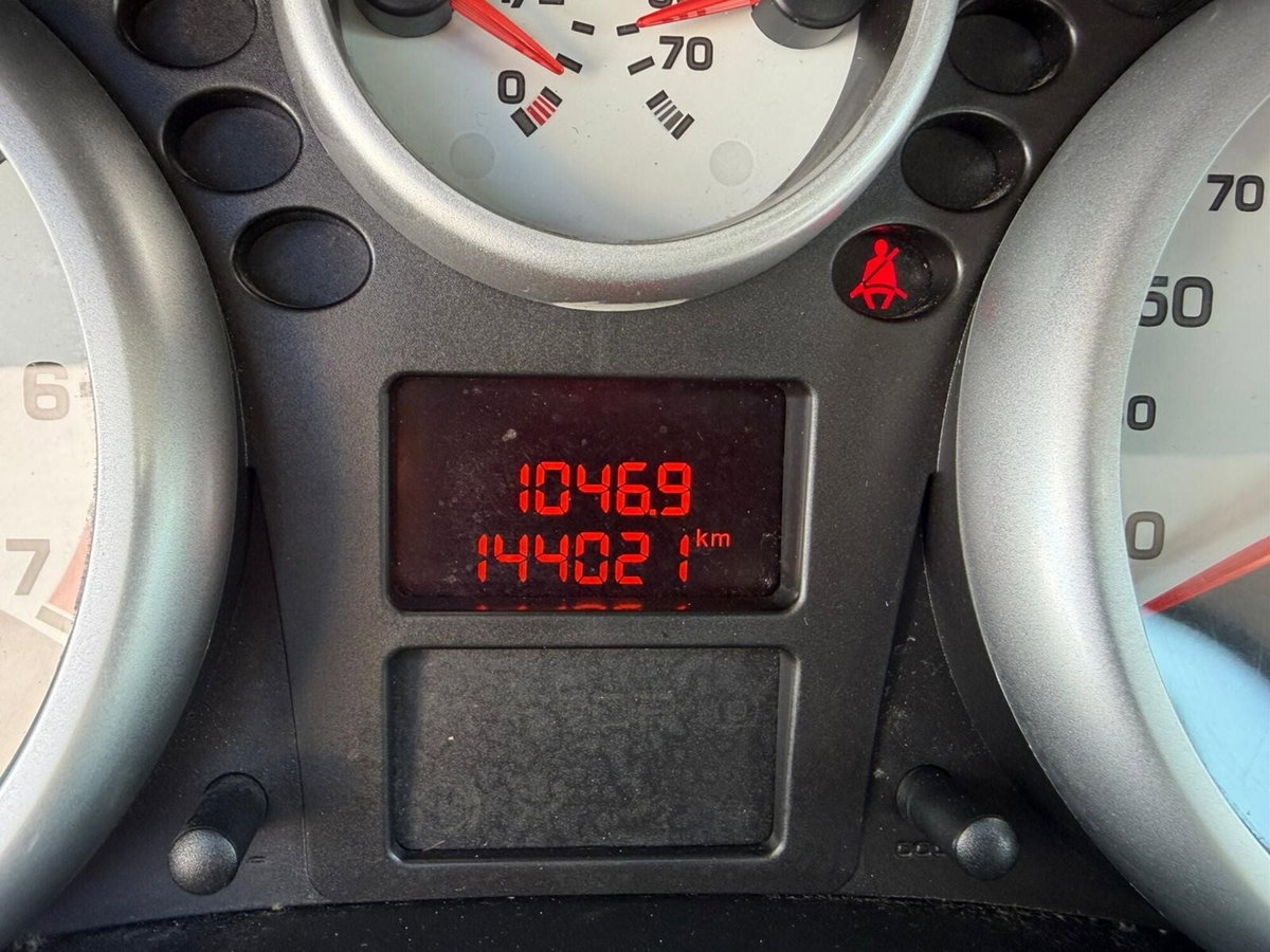 Peugeot 207 8V 75CV 5p. X Line (15)