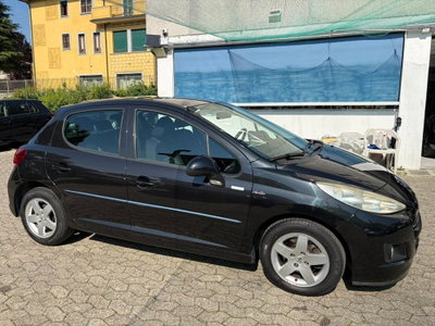 Peugeot 207 8V 75CV 5p. X Line (3)