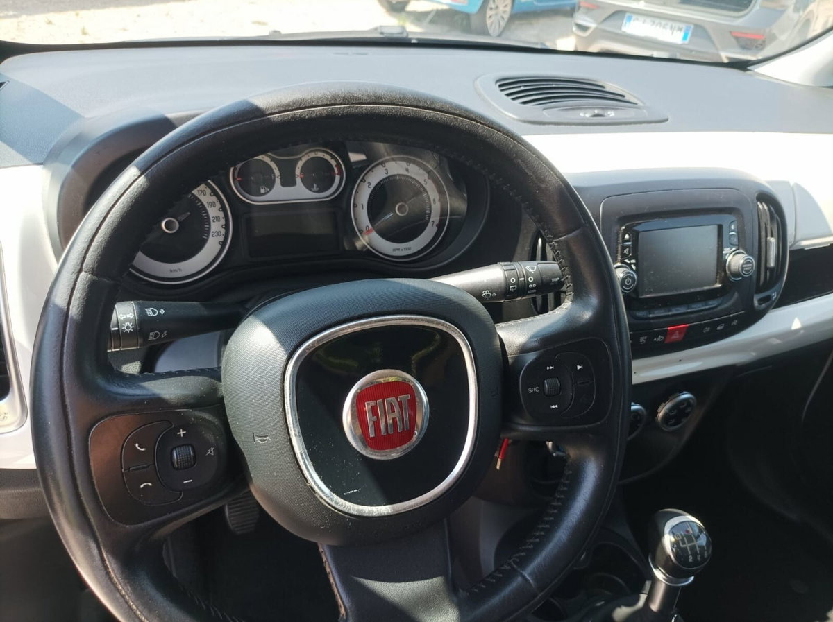 Fiat 500L 1.6 Multijet 105 CV Lounge (9)