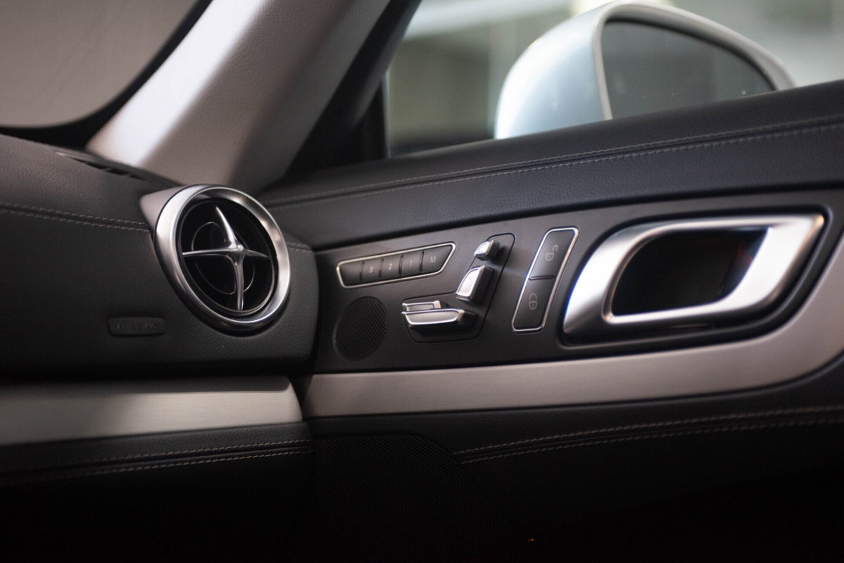 Mercedes-Benz SLK 350 V6 Sport (11)