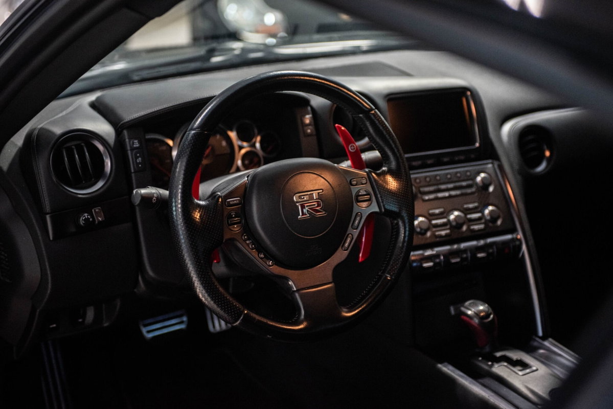 Nissan GT-R 3.8 V6 Black Edition (14)