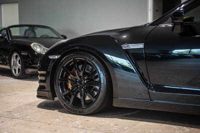 Nissan GT-R 3.8 V6 Black Edition (2)