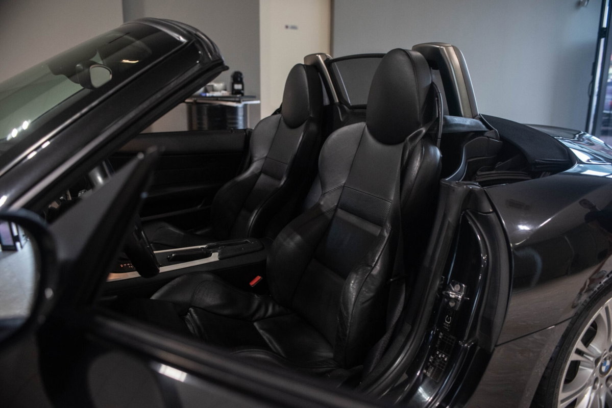 BMW Z4 Cabrio Z4 3.0si cat Roadster (7)