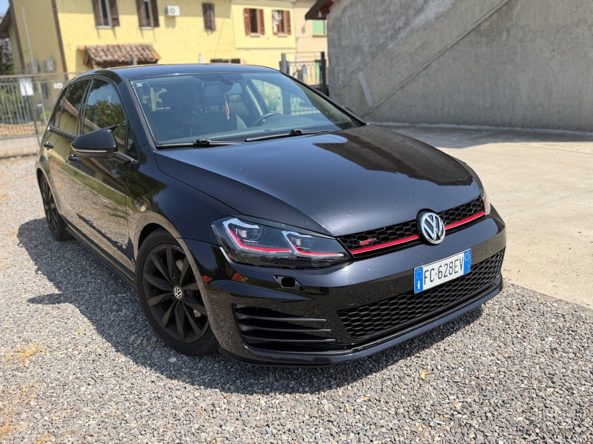 Volkswagen Golf 1.6 TDI 110 CV DSG 5p. Executive BlueMotion Technology (5)