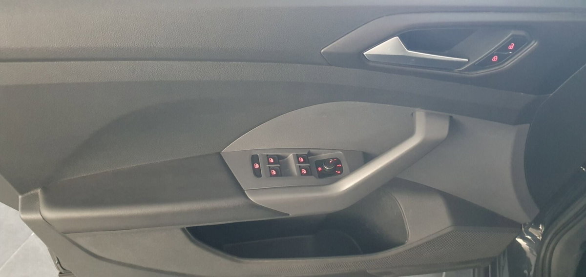 Volkswagen T-Cross 1.0 TSI Style BMT (3)