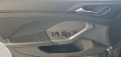 Volkswagen T-Cross 1.0 TSI Style BMT (3)