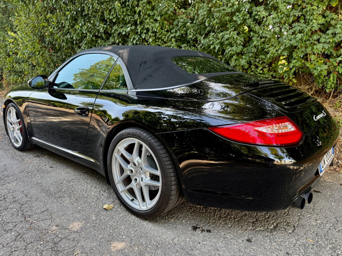 Porsche 911 Cabrio Carrera S (2)