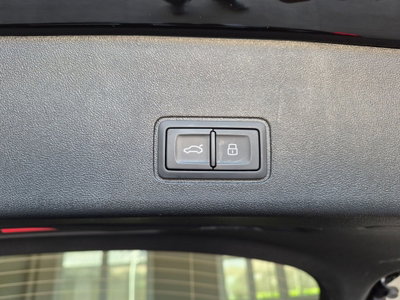 Audi Q3 Sportback 35 TDI quattro S tronic S line edition (15)