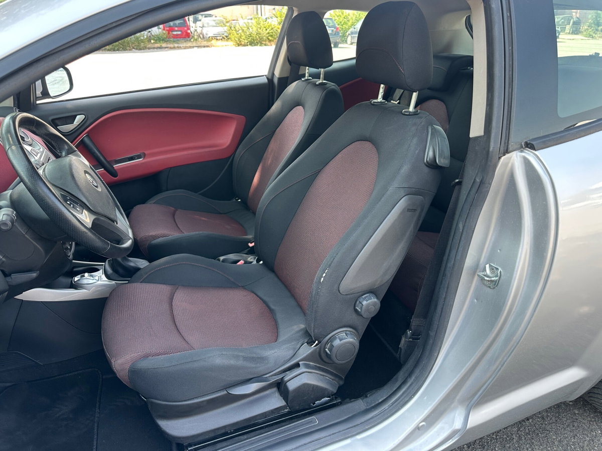 Alfa Romeo MiTo 1.4 78 CV Distinctive Sport Pack (11)