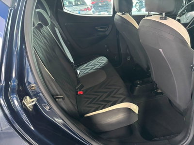 Lancia Ypsilon 1.2 69 CV 5 porte GPL Ecochic Silver (17)