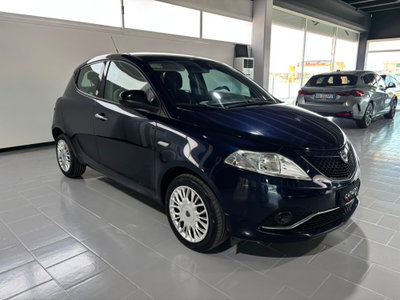 Lancia Ypsilon 1.2 69 CV 5 porte GPL Ecochic Silver (7)