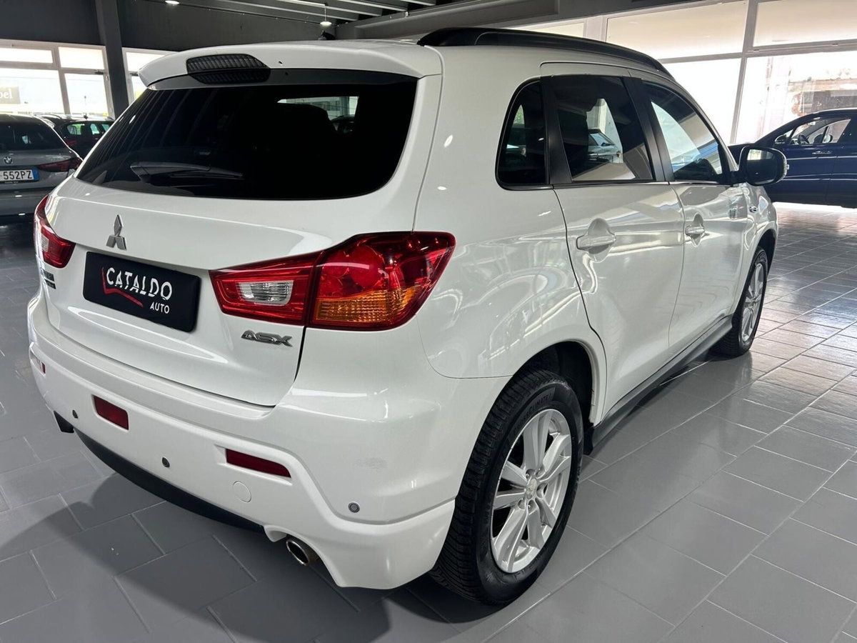 Mitsubishi ASX 1.8 DI-D 150 CV 2WD Inform ClearTec (3)
