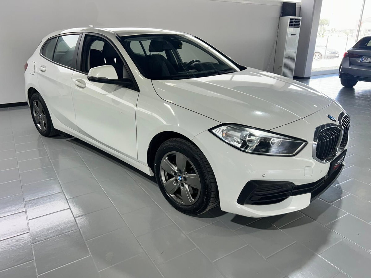 BMW Serie 1 116d 2.0 116CV cat 5 porte Attiva DPF (5)