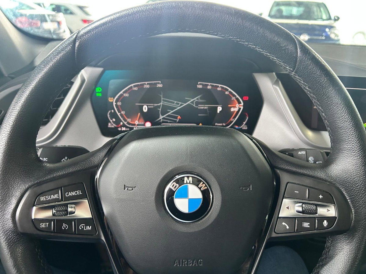 BMW Serie 1 116d 2.0 116CV cat 5 porte Attiva DPF (7)