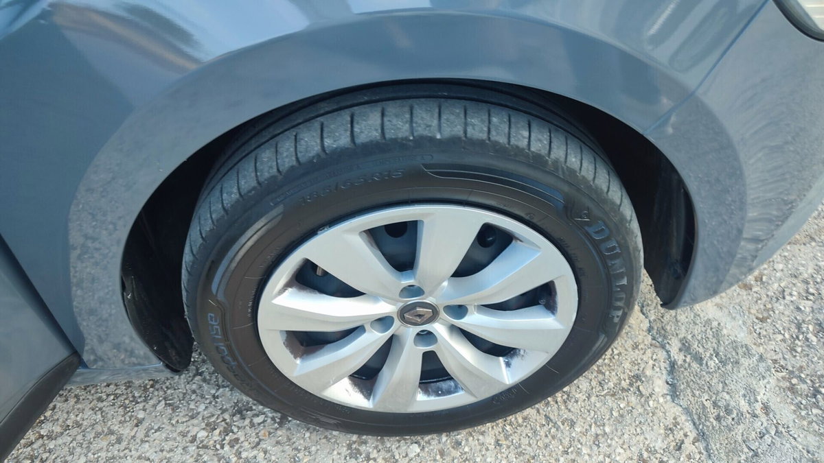 Renault Clio TCe 100 CV GPL 5 porte Zen (11)