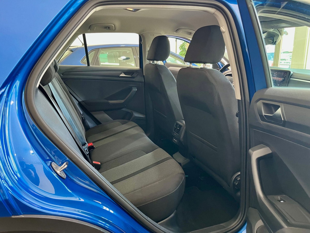Volkswagen T-Roc 1.5 tsi Style dsg (10)