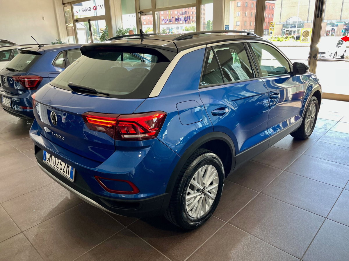 Volkswagen T-Roc 1.5 tsi Style dsg (5)