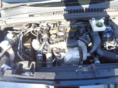 Peugeot 5008 1.6 HDi 112CV Premium (18)