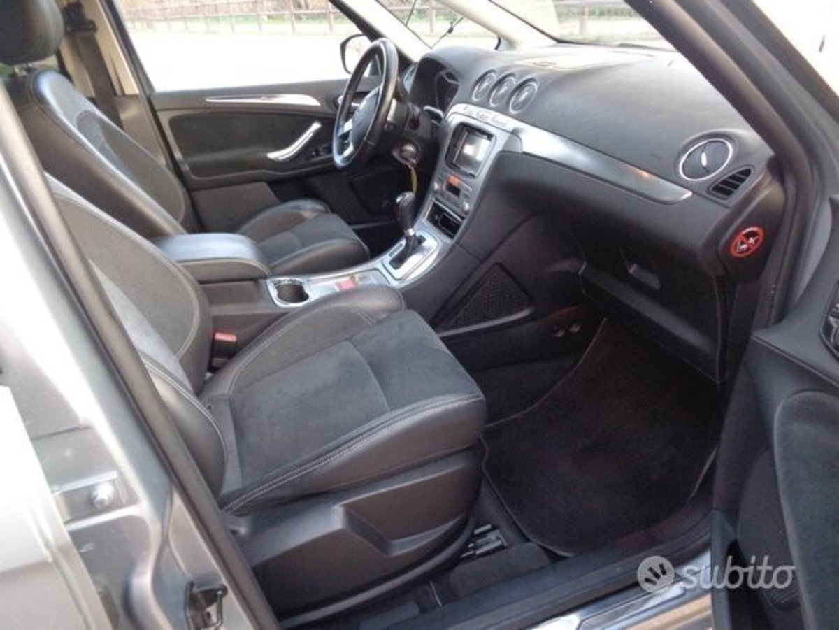 Ford S-Max 2.0 TDCi 140CV 6tr. Titanium DPF (14)