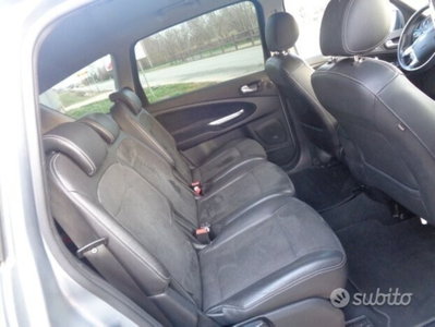 Ford S-Max 2.0 TDCi 140CV 6tr. Titanium DPF (17)