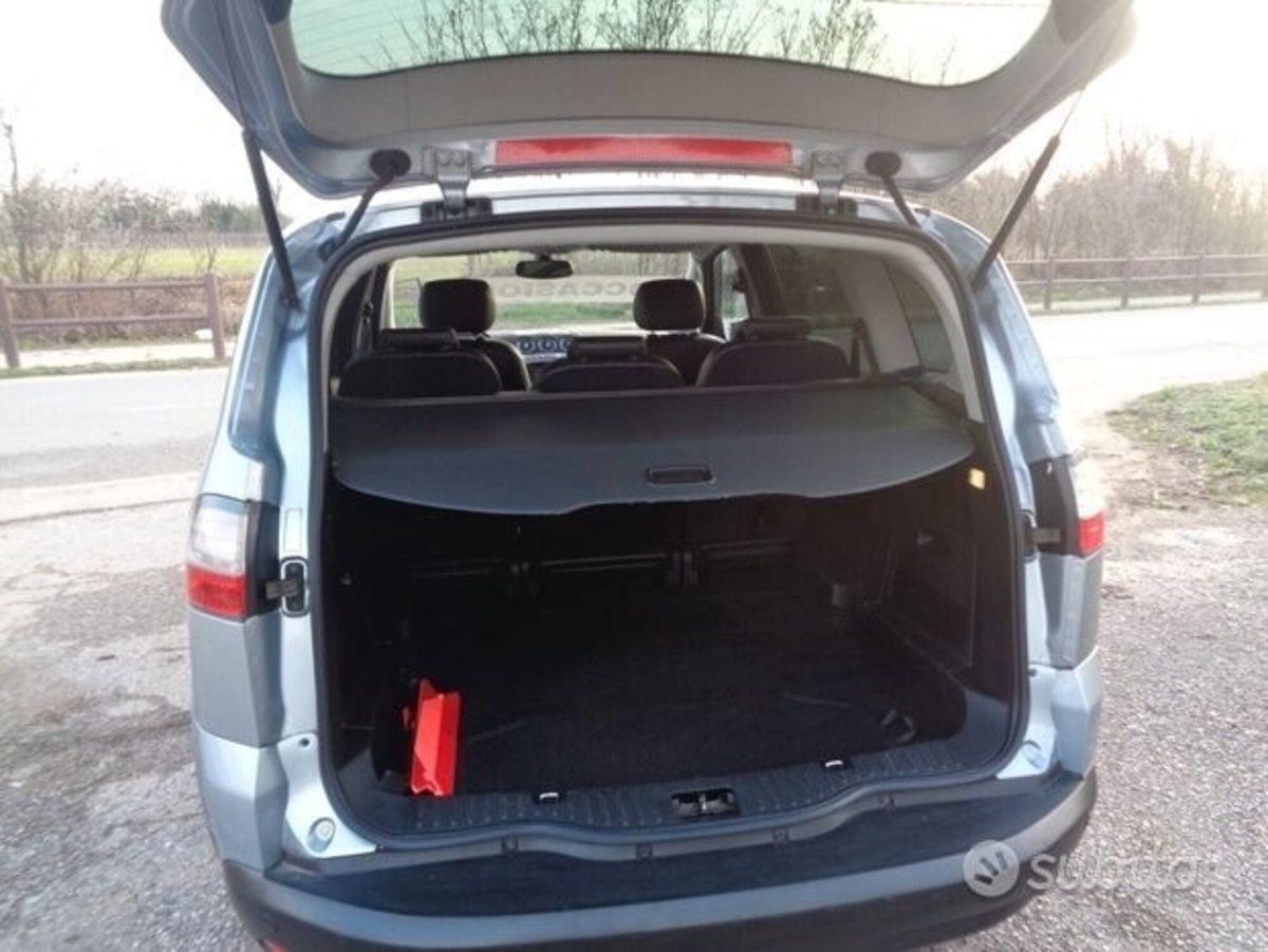 Ford S-Max 2.0 TDCi 140CV 6tr. Titanium DPF (20)