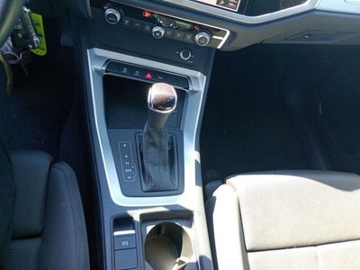Audi Q3 35 TDI quattro S tronic Business Advanced (7)
