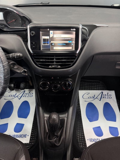 Peugeot 208 HDi 68 CV 5 porte Allure (12)