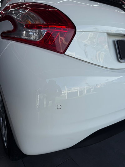Peugeot 208 HDi 68 CV 5 porte Allure (19)