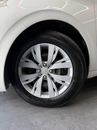 Peugeot 208 HDi 68 CV 5 porte Allure (20)