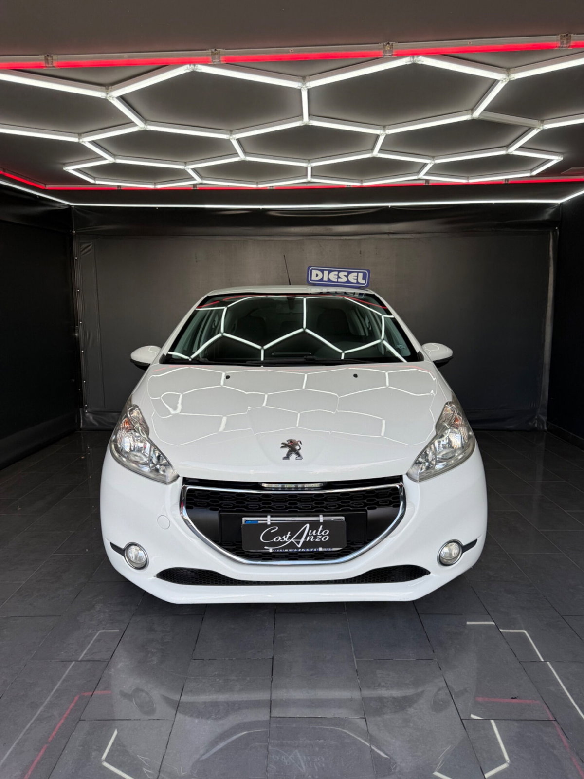 Peugeot 208 HDi 68 CV 5 porte Allure (3)