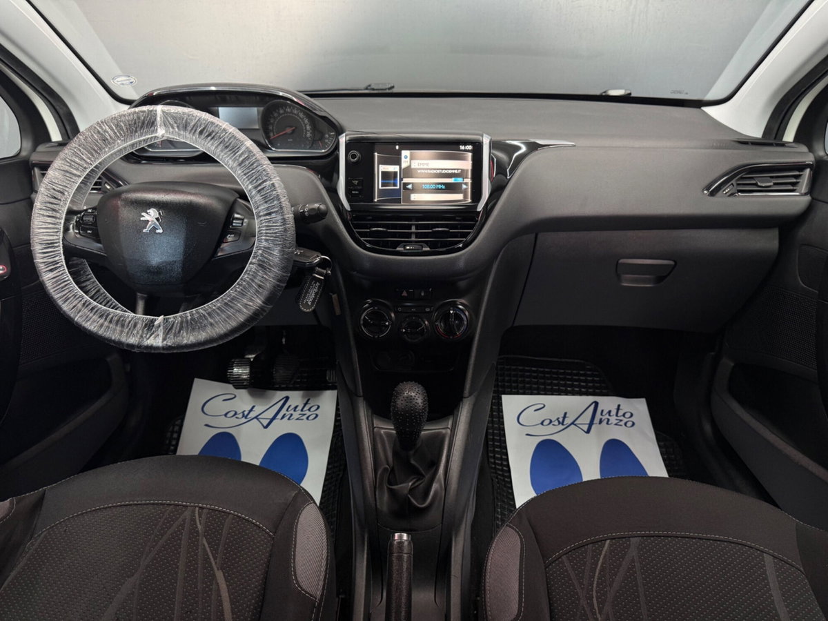Peugeot 208 HDi 68 CV 5 porte Allure (9)