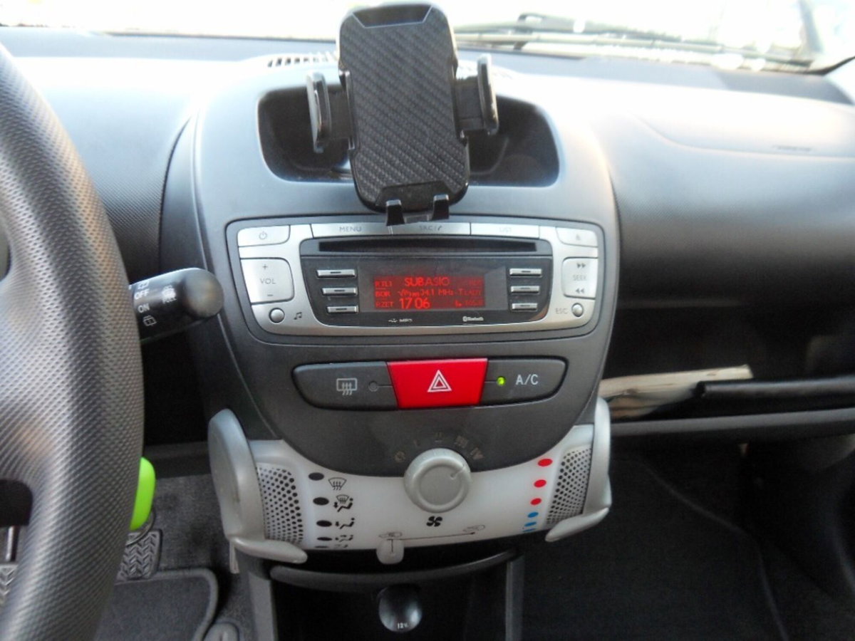 Toyota Aygo 1.0 12V VVT-i 5 porte Active (13)