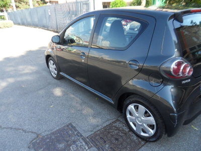 Toyota Aygo 1.0 12V VVT-i 5 porte Active (3)