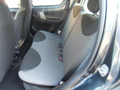 Toyota Aygo 1.0 12V VVT-i 5 porte Active (5)