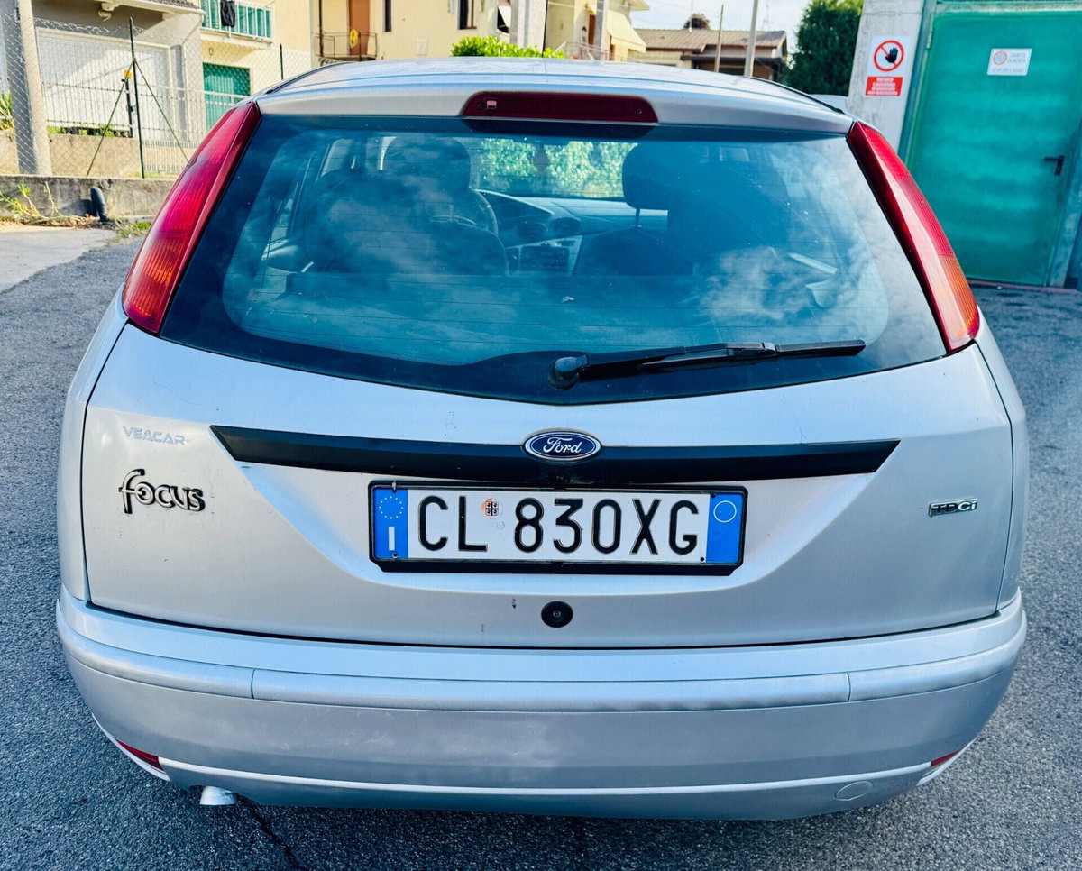 Ford Focus 1.8 TDCi (100CV) cat 5p. Zetec (10)