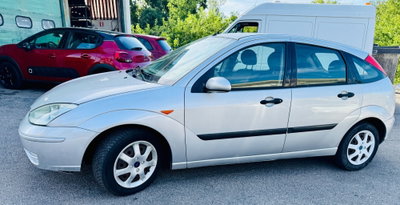 Ford Focus 1.8 TDCi (100CV) cat 5p. Zetec (7)