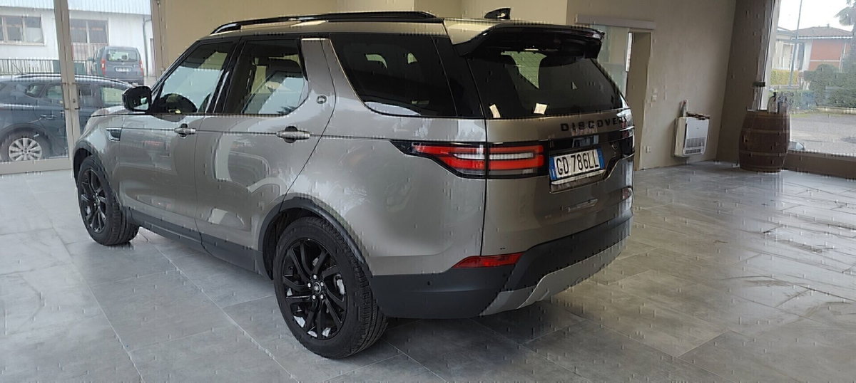 Land Rover Discovery 2.0 Si4 300 CV HSE Luxury (4)