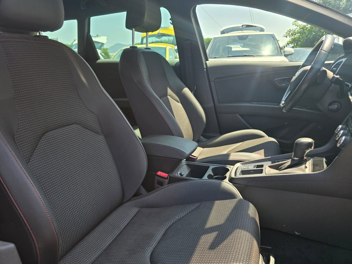 SEAT Leon ST 1.6 TDI 115 CV DSG FR (18)