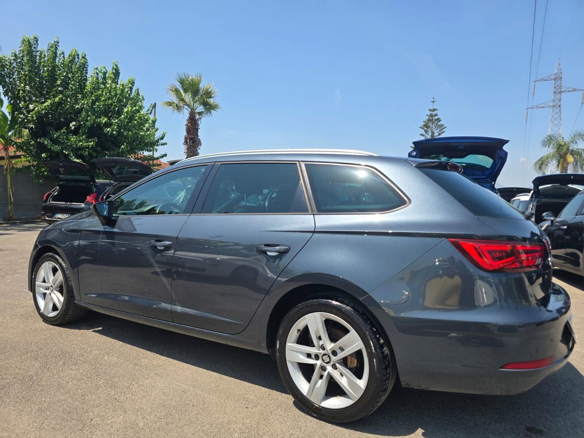 SEAT Leon ST 1.6 TDI 115 CV DSG FR (8)