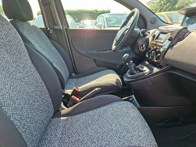 Lancia Ypsilon 1.0 FireFly 5 porte S&S Hybrid Gold Plus (20)