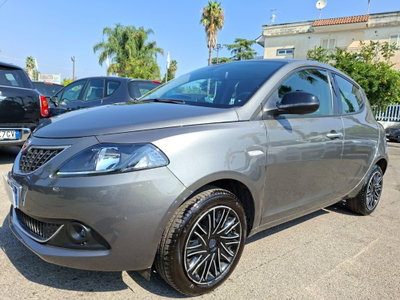 Lancia Ypsilon 1.0 FireFly 5 porte S&S Hybrid Gold Plus (3)
