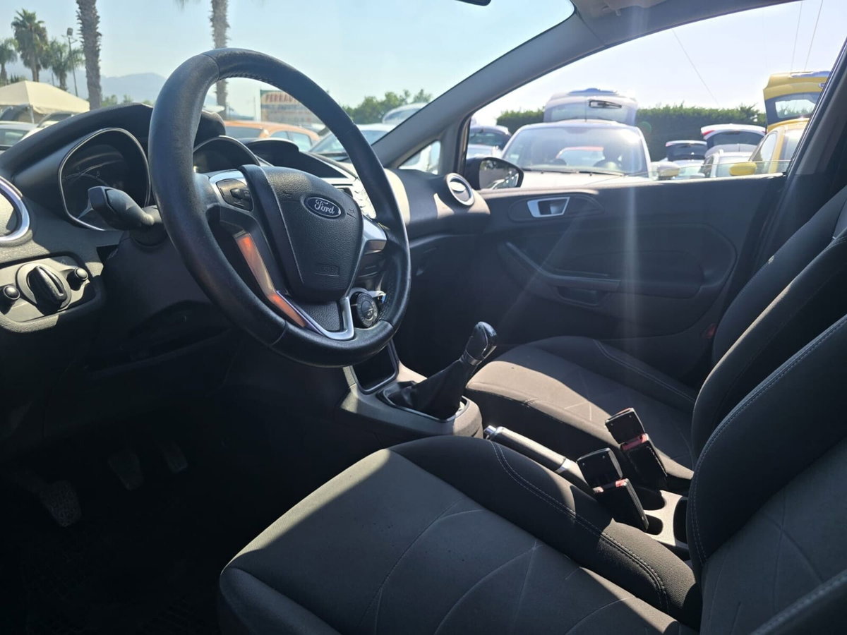 Ford Fiesta 1.4 5p. Bz.- GPL Titanium (10)