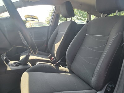 Ford Fiesta 1.4 5p. Bz.- GPL Titanium (17)