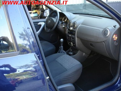 Dacia Duster 1.5 dCi 90CV 4x4 Ambiance (12)