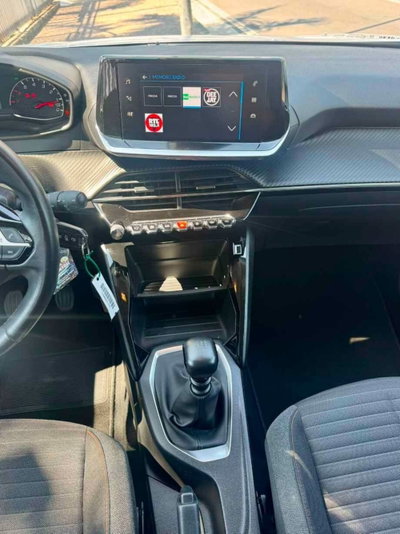 Peugeot 2008 BlueHDi 110 S&S Allure Pack (13)