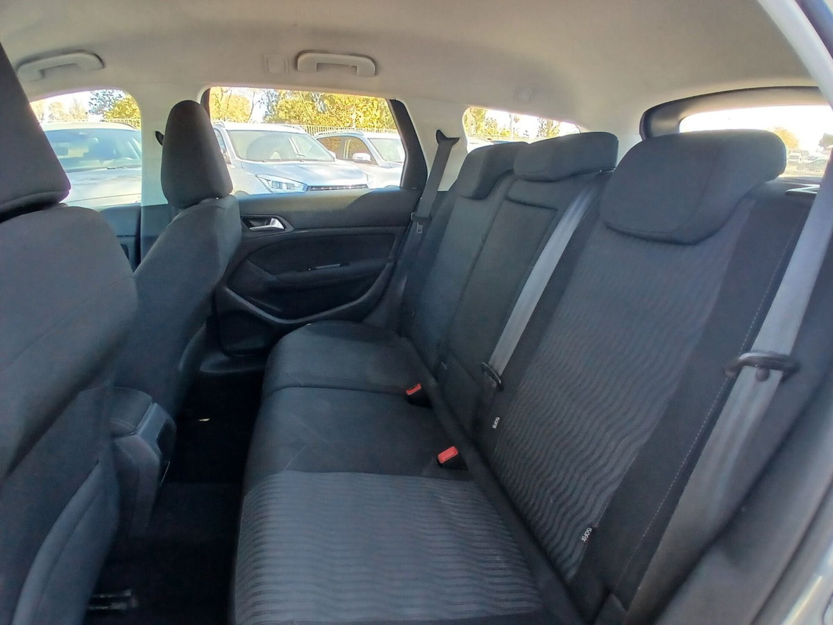 Peugeot 308 BlueHDi 120 S&S Business (15)
