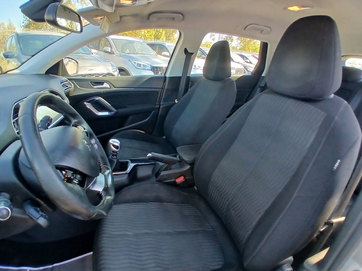 Peugeot 308 BlueHDi 120 S&S Business (17)