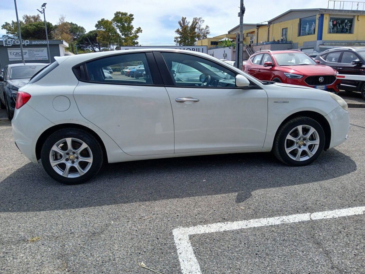 Alfa Romeo Giulietta 1.4 Turbo Progression Gpl 120cv E6 (4)