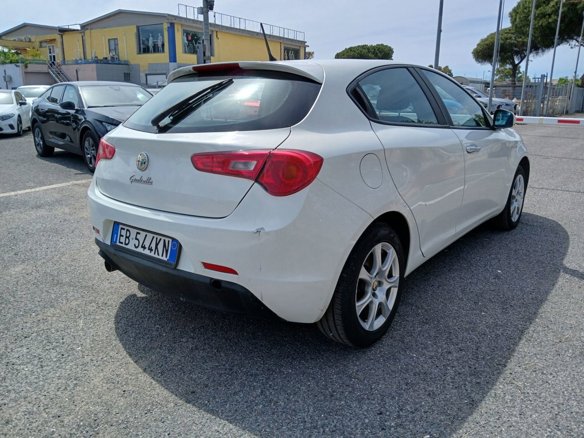Alfa Romeo Giulietta 1.4 Turbo Progression Gpl 120cv E6 (5)